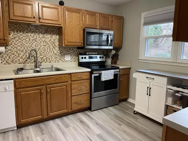 Roanoke, VA 24019,6820 Trevilian RD