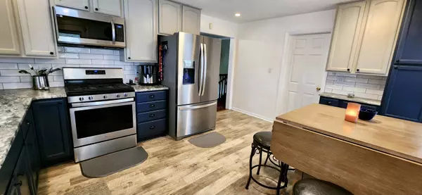 Roanoke, VA 24019,532 Santee RD