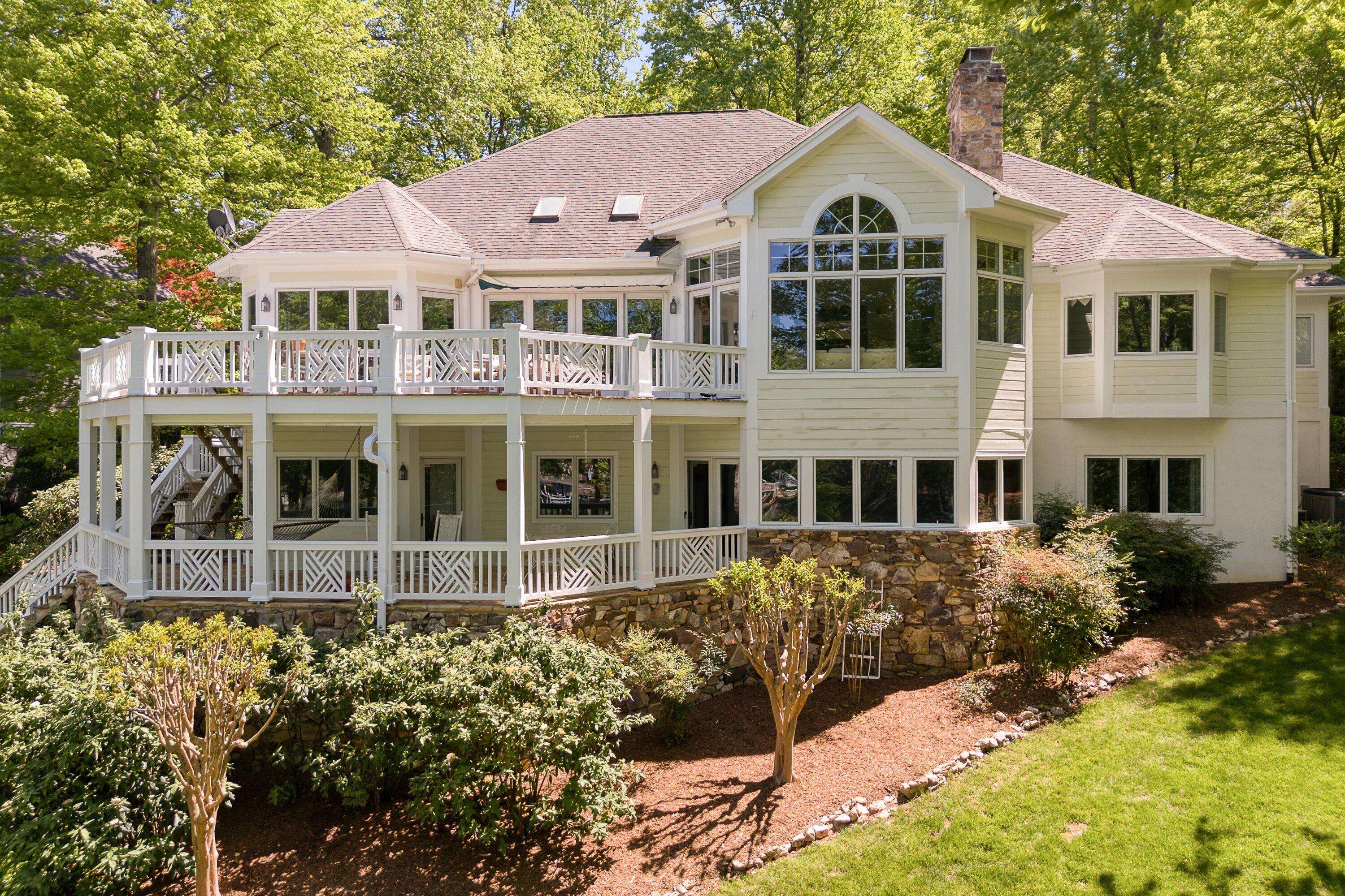 Penhook, VA 24137,125 Upland Shores DR