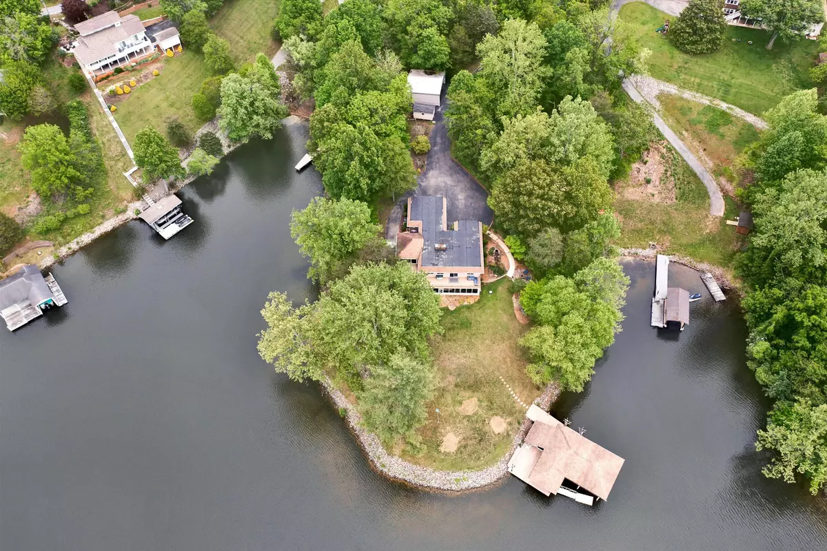 Goodview, VA 24095,1060 Carters Island RD