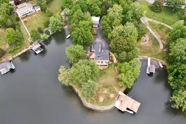 1060 Carters Island RD, Goodview, VA 24095