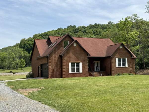 3772 Lithia RD, Buchanan, VA 24066