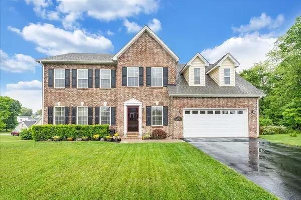 1585 Diana DR, Christiansburg, VA 24073
