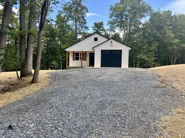 Moneta, VA 24121,6222 White House RD