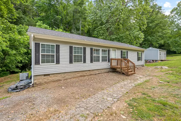 Elliston, VA 24087,370 Ambrose RD