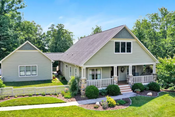 5274 Palmetto Bluff RD, Hardy, VA 24101