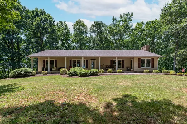 1447 Von Roy RD, Bedford, VA 24523