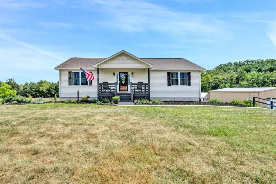 135 Borden Run RD, Fincastle, VA 24090