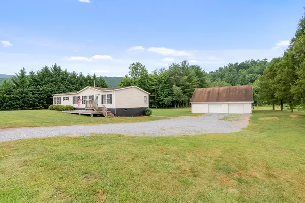 Elliston, VA 24087,4405 Riffe ST