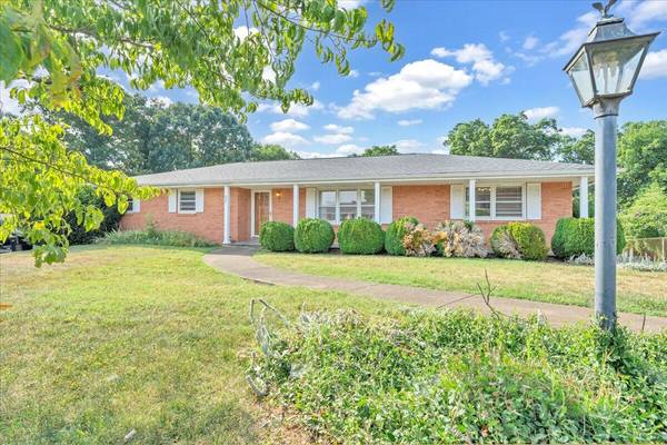830 Dexter RD,  Roanoke,  VA 24019
