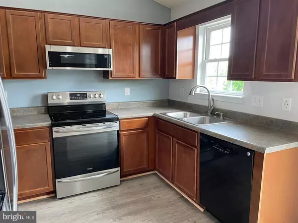 Roanoke, VA 24014,1113 Updike RD