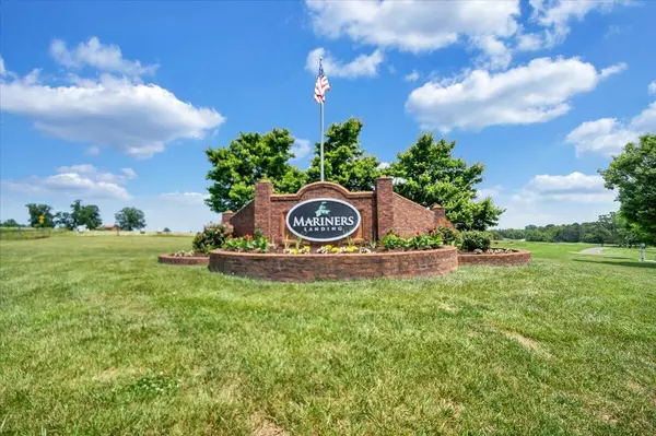 Huddleston, VA 24104,1092 Golf View CT