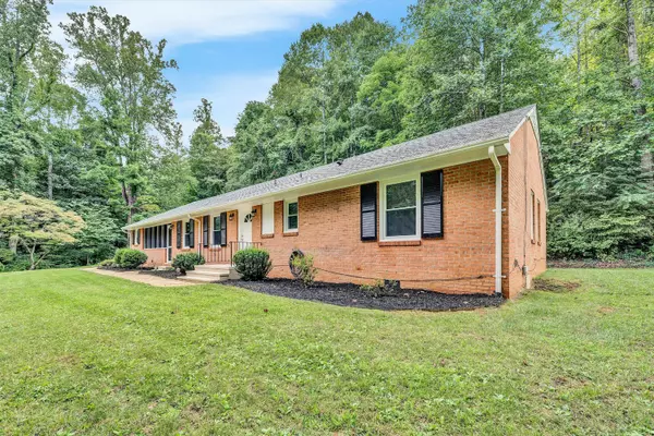 Boones Mill, VA 24065,7776 Franklin RD