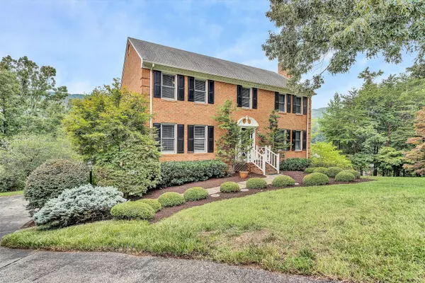 4926 Bear Ridge CIR,  Roanoke,  VA 24018