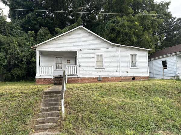 11 Henry ST, Martinsville, VA 24112