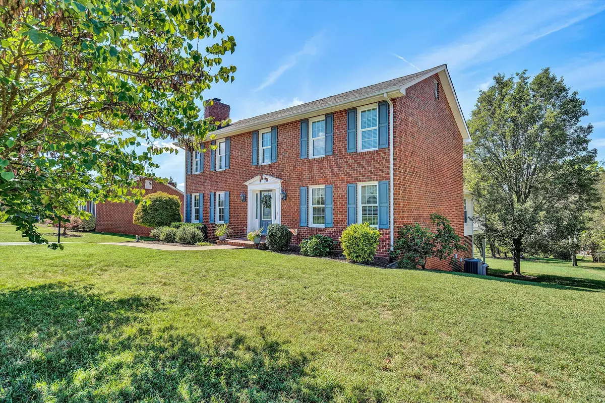 Roanoke, VA 24019,5120 Norseman DR