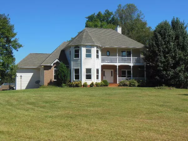 10 Wilkerson RD,  Wirtz,  VA 24184