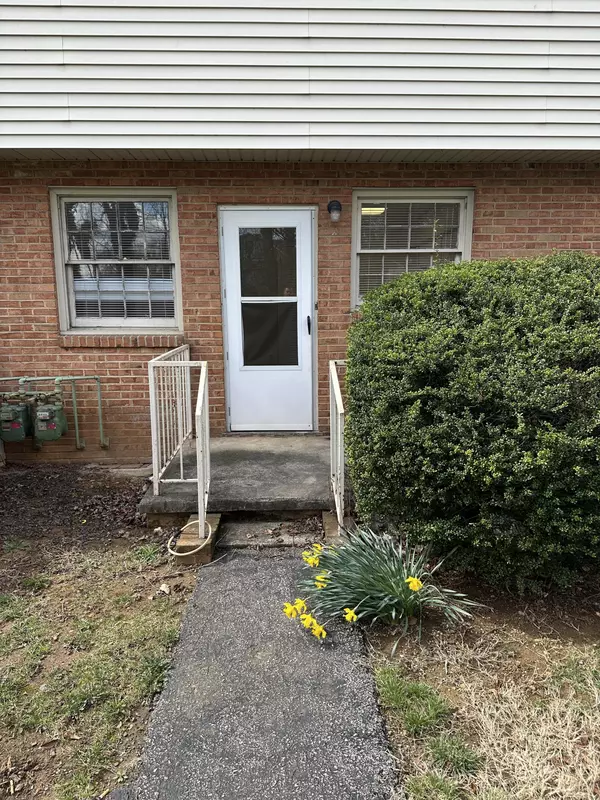 46 Goodwin AVE, Salem, VA 24153