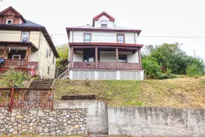 626 Tazewell AVE, Roanoke, VA 24013