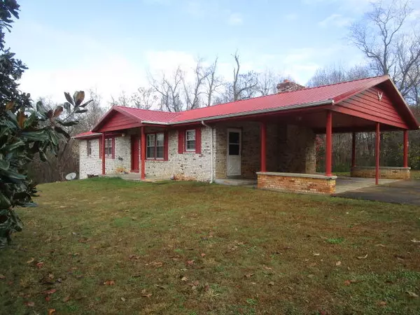 75 Manning RD, Bassett, VA 24055