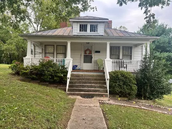 Martinsville, VA 24112,219 Pine ST