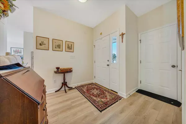Huddleston, VA 24104,1087 Joffrey DR