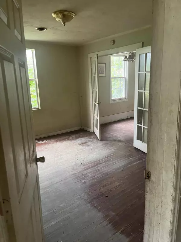 Roanoke, VA 24013,802 Morrill AVE