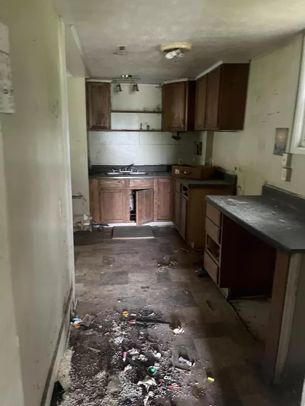Roanoke, VA 24013,802 Morrill AVE
