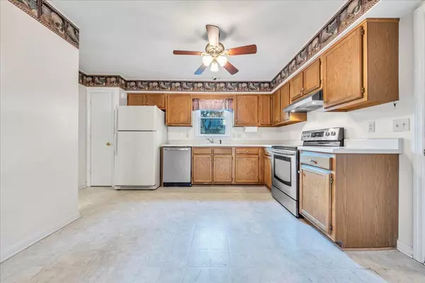 Roanoke, VA 24019,4833 Shadow LN