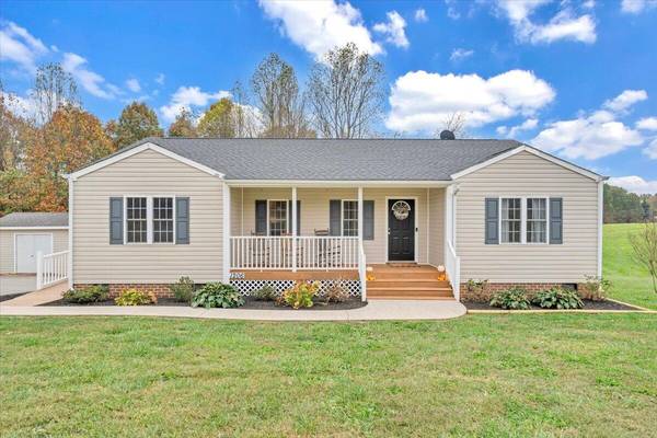 1206 Airport RD, Moneta, VA 24121