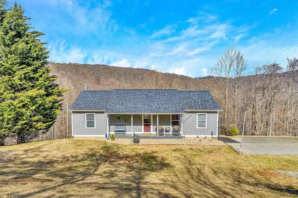 1254 Archway LN, Blue Ridge, VA 24064