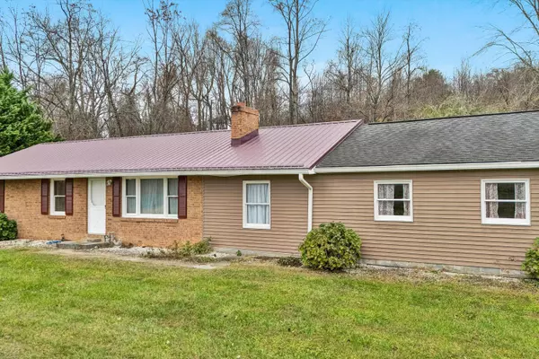 3928 Springwood RD, Fincastle, VA 24090