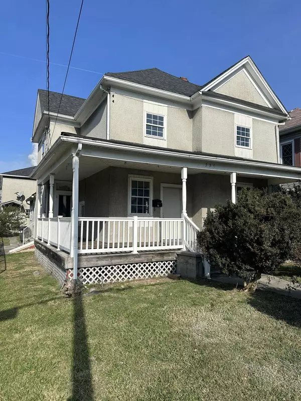 334 E Hawthorne ST, Covington, VA 24426
