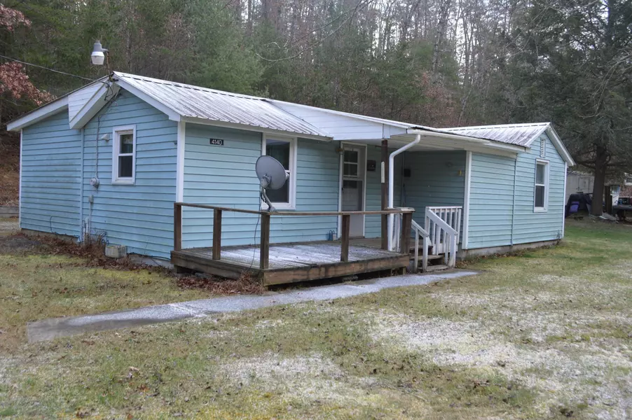4140 Peaceful Valley RD, New Castle, VA 24127