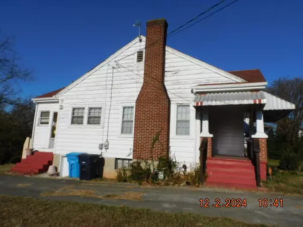 Roanoke, VA 24017,2820 Clifton ST