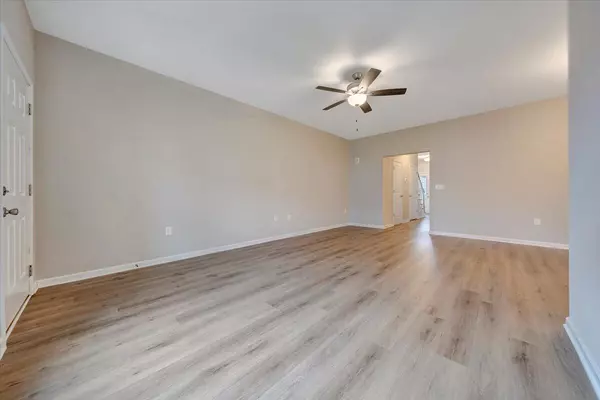 Roanoke, VA 24012,5709 Huntridge RD