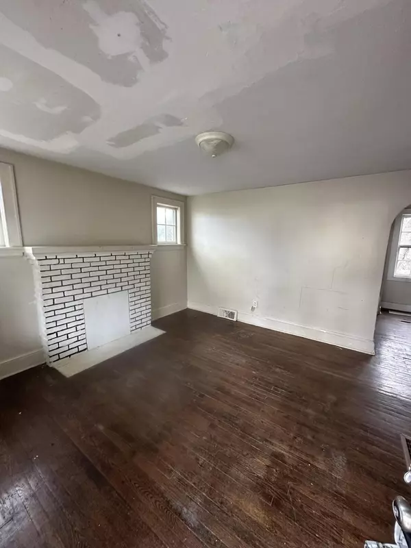 Roanoke, VA 24012,1012 Hunt AVE