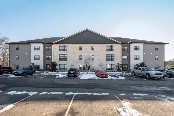 1300 Stoney Ridge BLVD #304, Forest, VA 24551