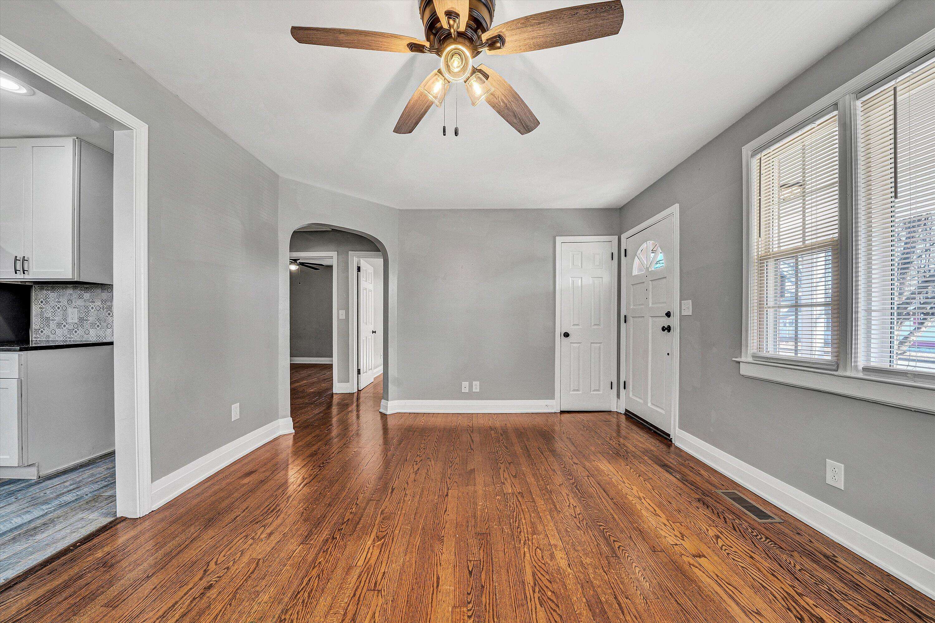 Roanoke, VA 24012,132 Troy AVE