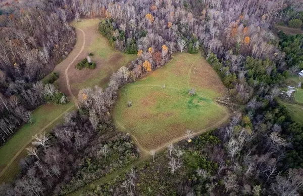 Buchanan, VA 24066,305 County Line RD