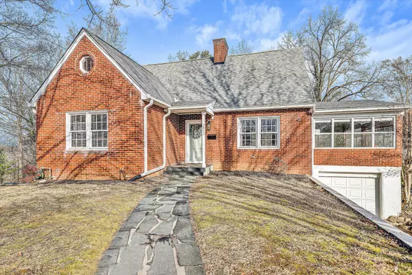 2813 Avenel AVE, Roanoke, VA 24015