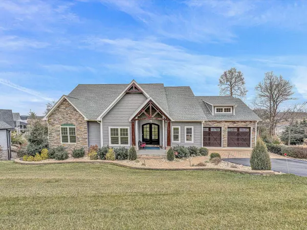 Moneta, VA 24121,271 Compass Cove CIR