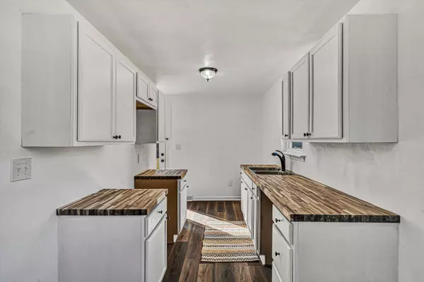 Salem, VA 24153,2829 Creekwood DR