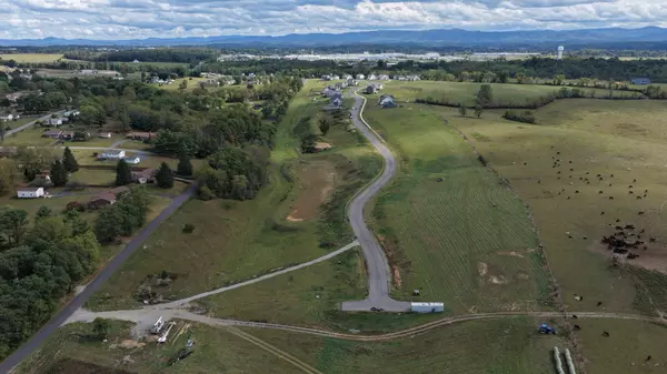 Dublin, VA 24084,5279 Country Meadow DR