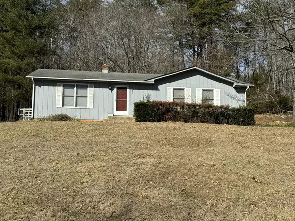 275 Rolling Hill DR, Rocky Mount, VA 24151