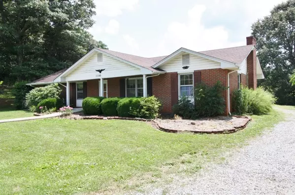 Vinton, VA 24179,11190 Stewartsville RD