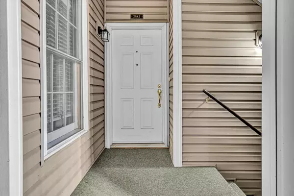 Roanoke, VA 24018,2983 Winterberry DR