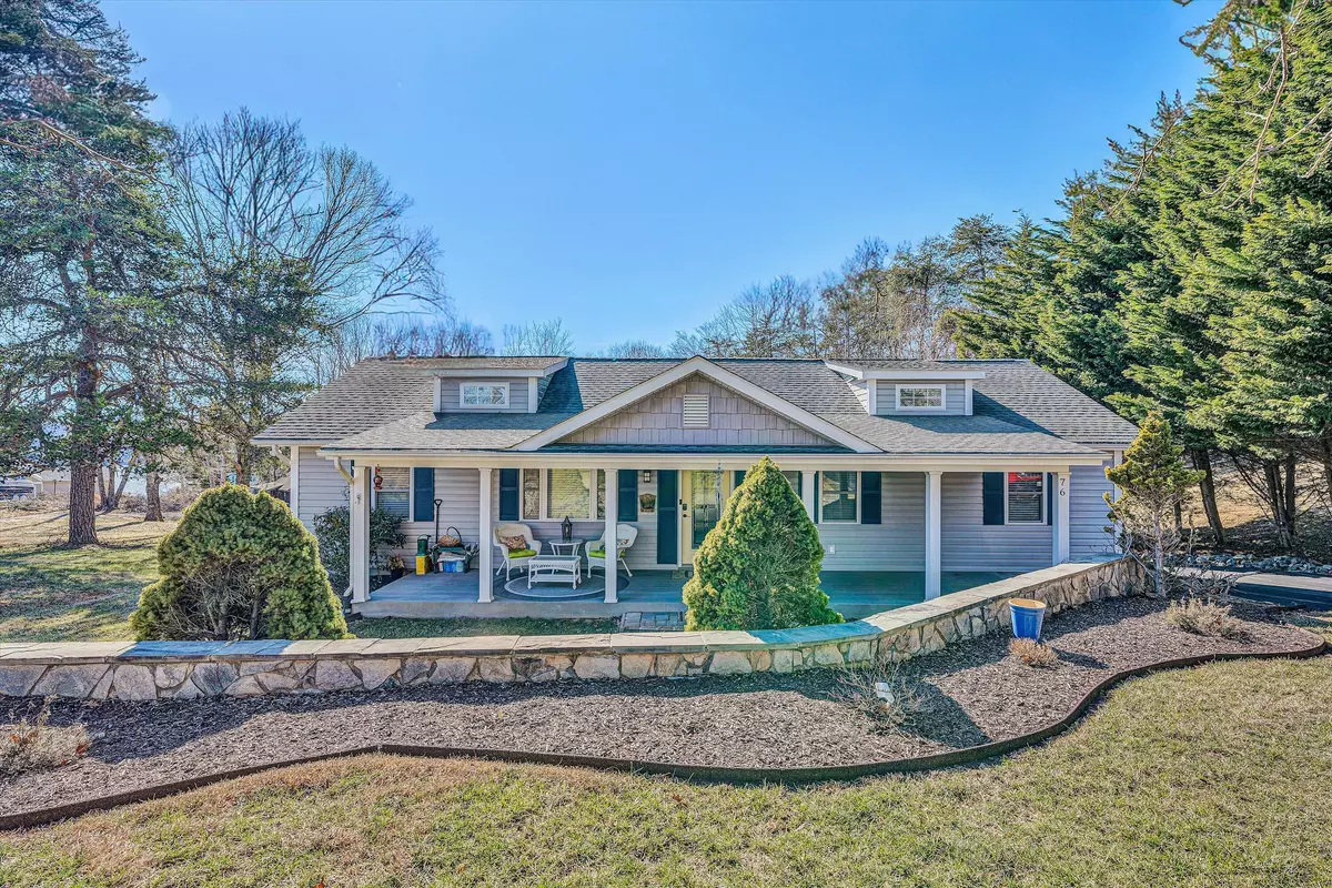 Moneta, VA 24121,76 Overlook CIR