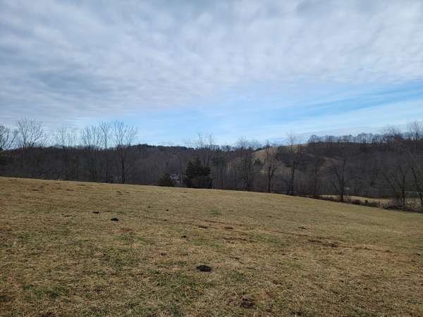 1154 Old Galax Pike, Hillsville, VA 24343