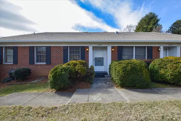 2309 Carolina AVE, Roanoke, VA 24014